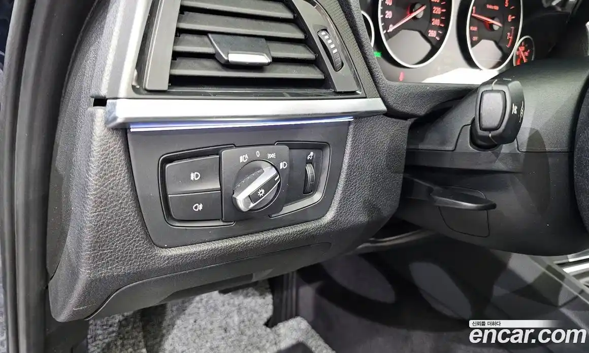 BMW 3-Series 2012 2.0 Автомат в Москве № 159571, фото 14