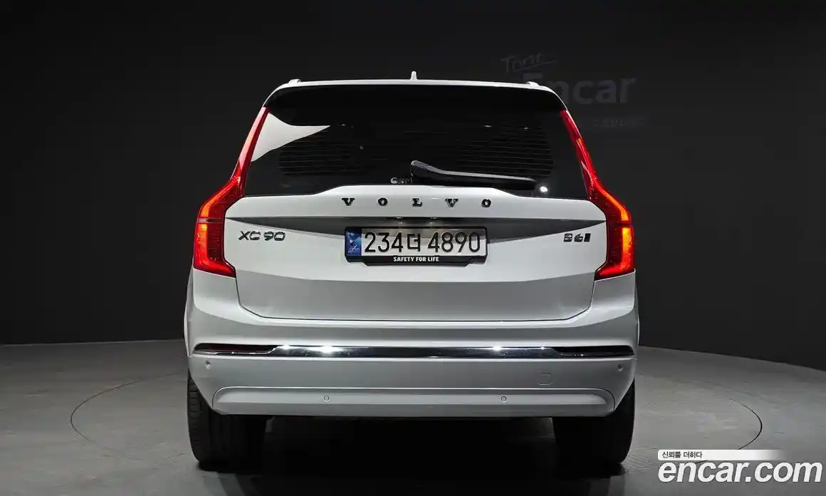 Volvo XC90 2023 2.0 Автомат в Москве № 164513, фото 4
