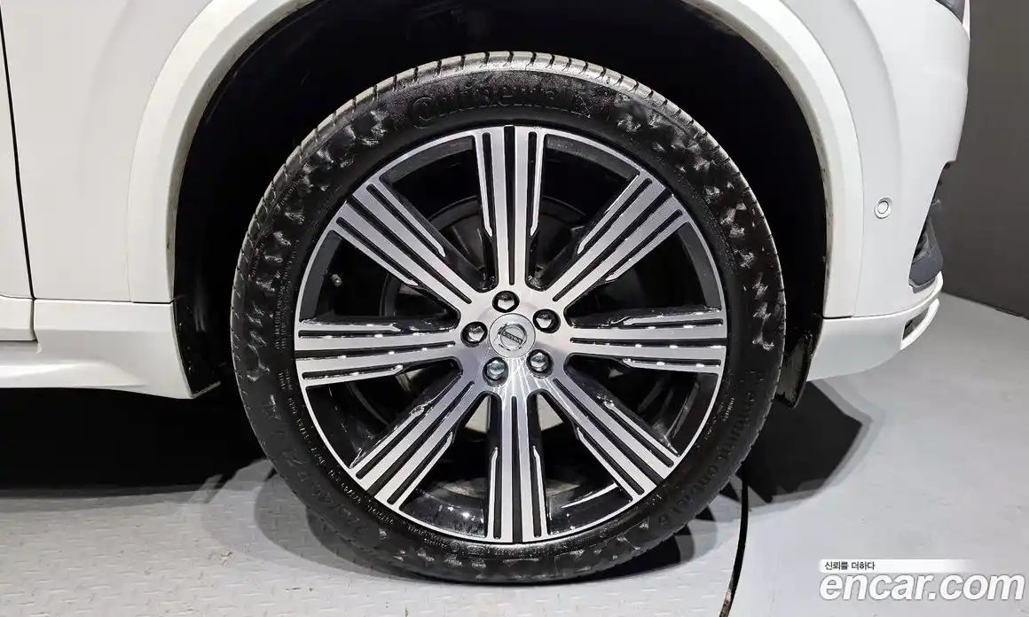 Volvo XC90 2023 2.0 Автомат в Москве № 164513, фото 5