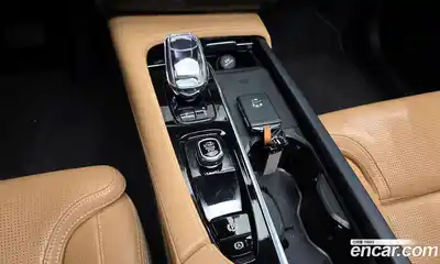 Volvo XC90 2023 2.0 Автомат в Москве № 164513, миниатюра 9