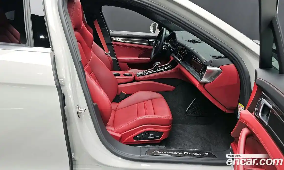 Porsche Panamera 2023 4.0 Автомат в Москве № 164967, фото 11