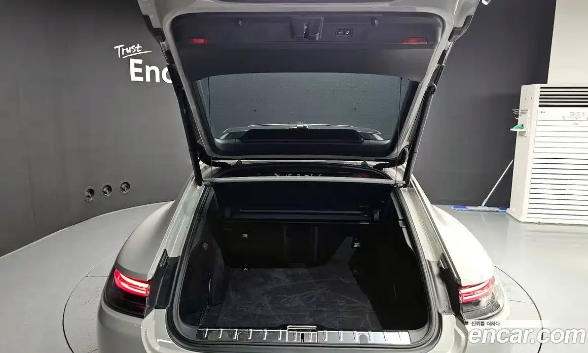 Porsche Panamera 2023 4.0 Автомат в Москве № 164967, фото 20