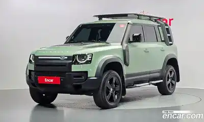 Land Rover Defender, 2023
