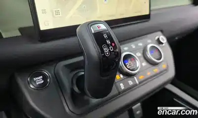 Land Rover Defender 2023 3.0 Автомат в Москве № 166088, миниатюра 9