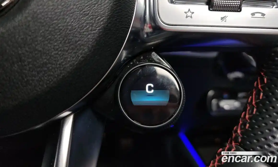 Mercedes-Benz GLB-Class 2023 2.0 Автомат в Москве № 193887, фото 13