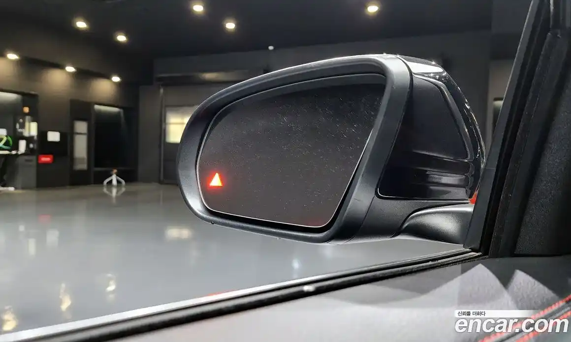 Mercedes-Benz GLB-Class 2023 2.0 Автомат в Москве № 193887, фото 16