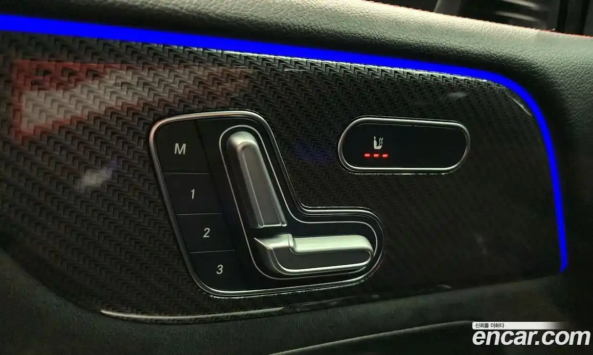 Mercedes-Benz GLB-Class 2023 2.0 Автомат в Москве № 193887, фото 19