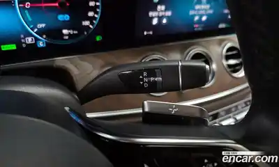 Mercedes-Benz E-Class 2021 2.0 Автомат в Москве № 195346, миниатюра 9