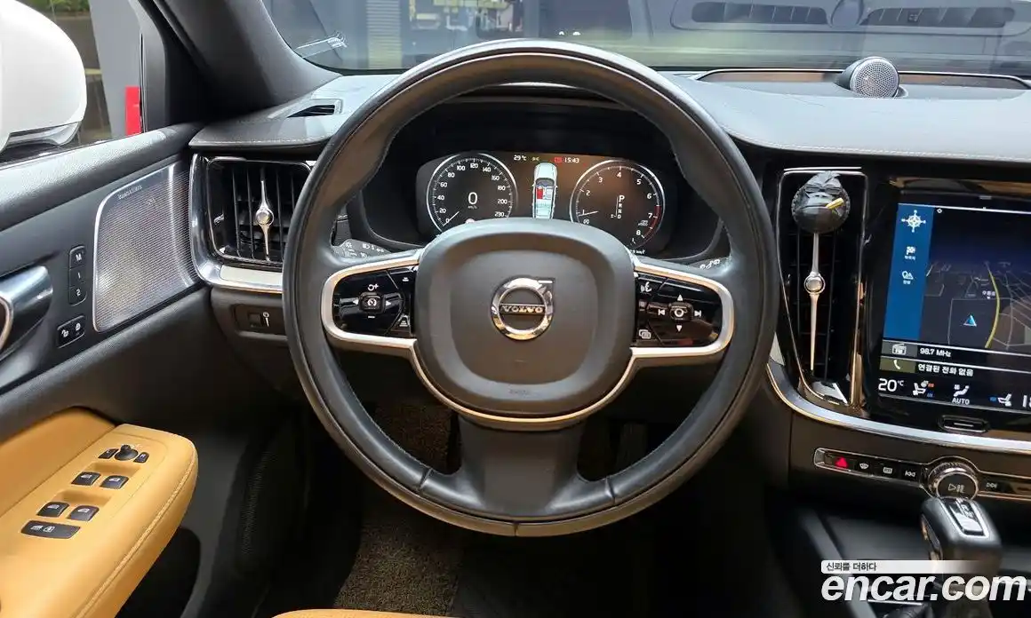 Volvo V60 2020 2.0 Автомат в Москве № 196946, фото 13