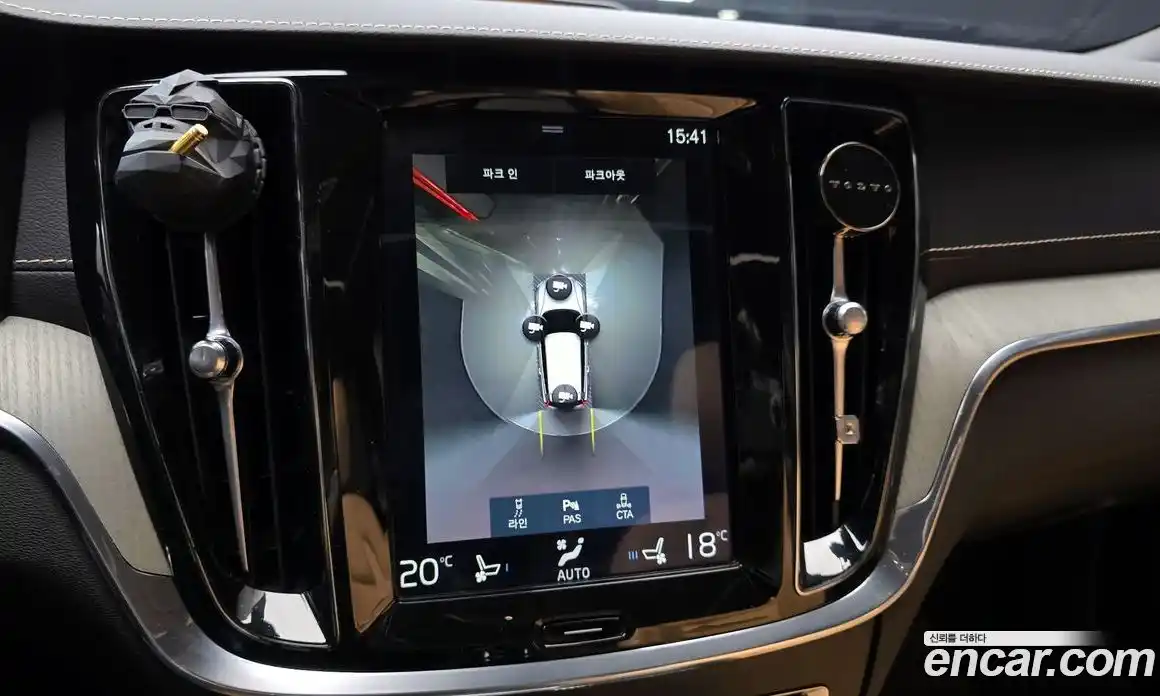 Volvo V60 2020 2.0 Автомат в Москве № 196946, фото 15