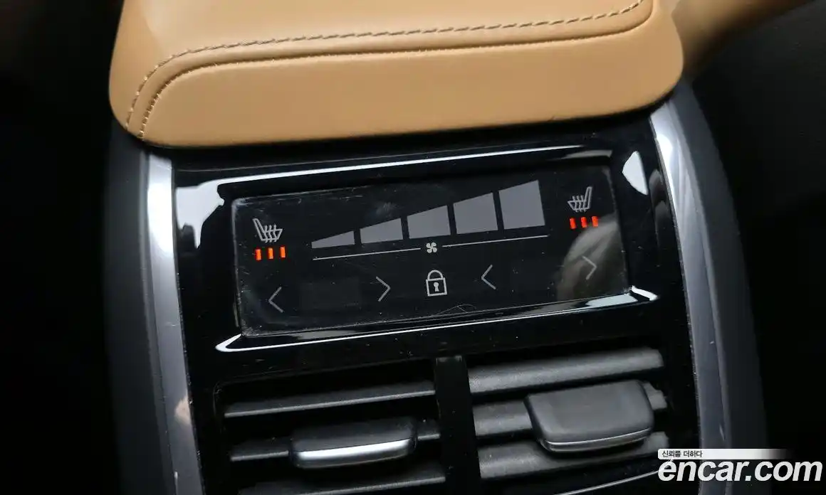 Volvo V60 2020 2.0 Автомат в Москве № 196946, фото 16