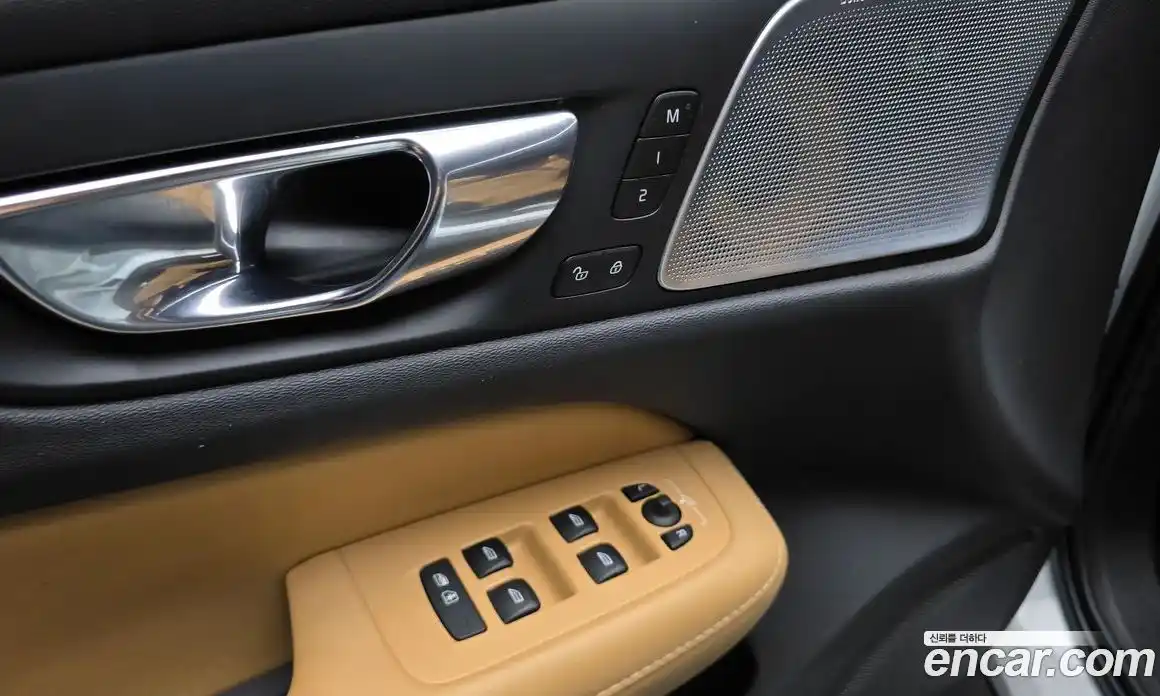 Volvo V60 2020 2.0 Автомат в Москве № 196946, фото 17