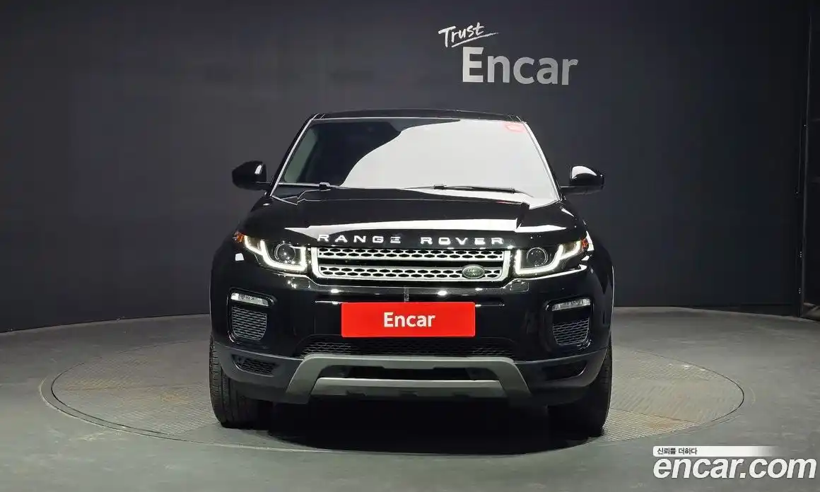 Land Rover Range-Rover Evoque 2018 2.0 Автомат в Москве № 198273, фото 3
