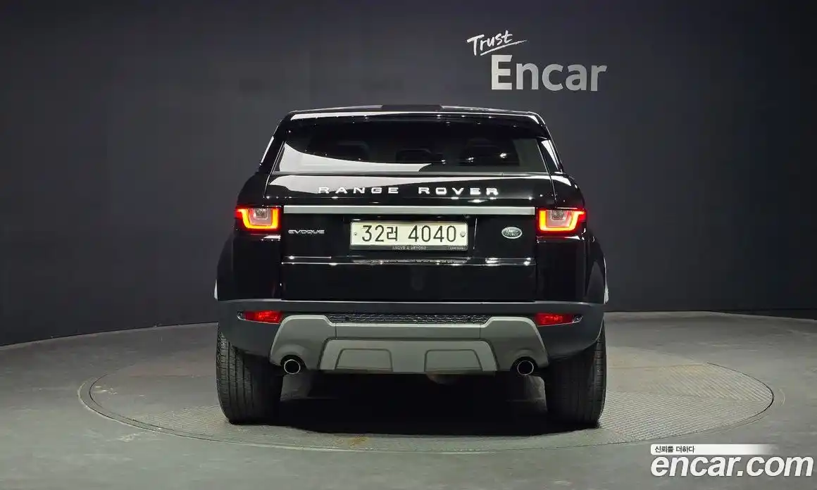 Land Rover Range-Rover Evoque 2018 2.0 Автомат в Москве № 198273, фото 4