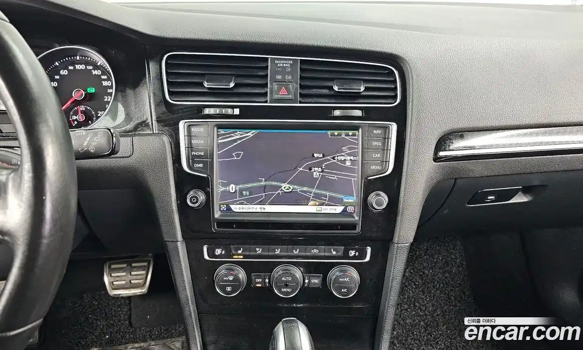 Volkswagen Golf 2016 2.0 Автомат в Москве № 199218, фото 14