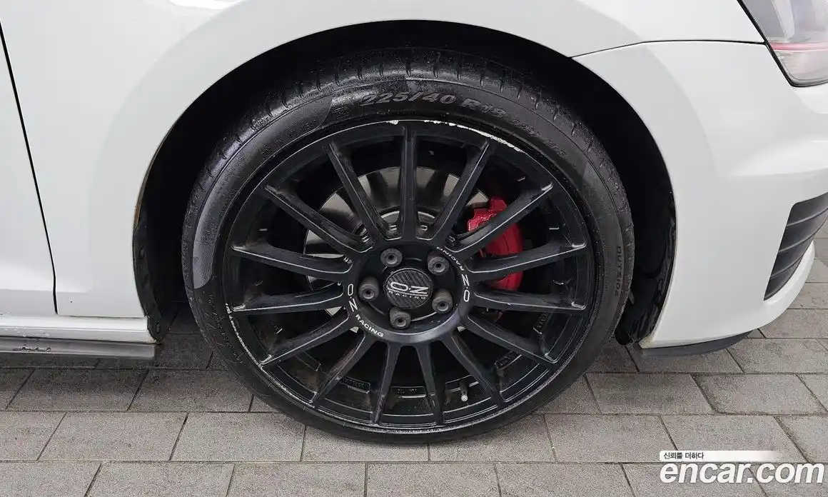 Volkswagen Golf 2016 2.0 Автомат в Москве № 199218, фото 5