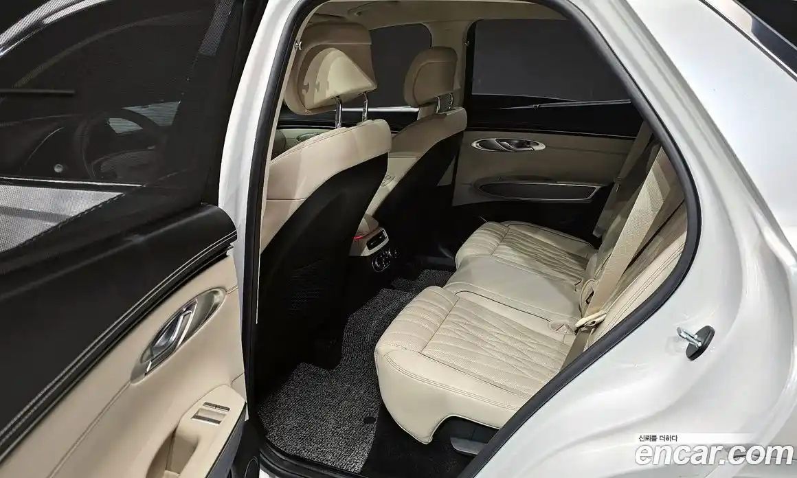 Genesis GV70 2024 2.5 Автомат в Москве № 22007, фото 12