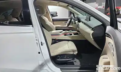 Genesis GV70 2024 2.5 Автомат в Москве № 22007, миниатюра 10