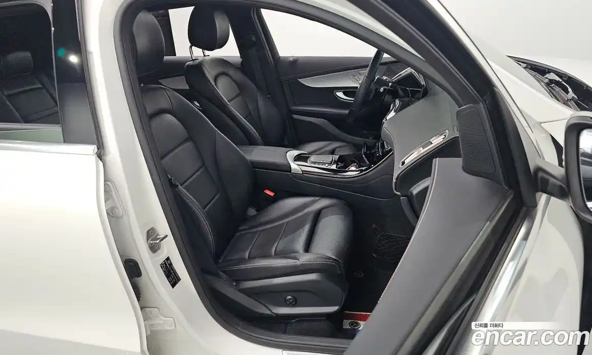 Mercedes-Benz EQC 2020 0.2 Автомат в Москве № 225049, фото 12