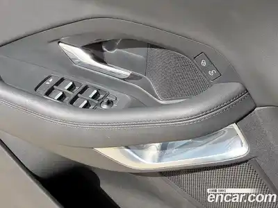 Jaguar E-Pace 2018 2.0 Автомат в Москве № 305185, миниатюра 11