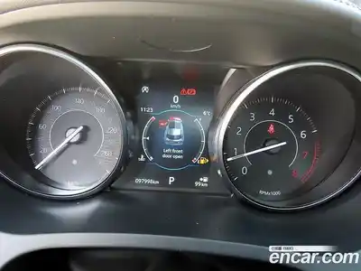 Jaguar E-Pace 2018 2.0 Автомат в Москве № 305185, миниатюра 9