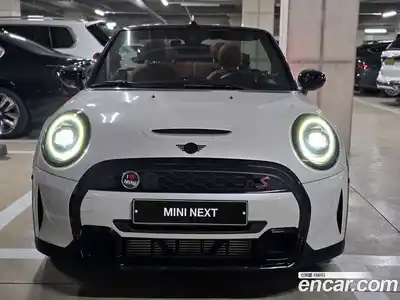 Mini Cooper Convertible 2024 2.0 Автомат в Москве № 354609, миниатюра 3