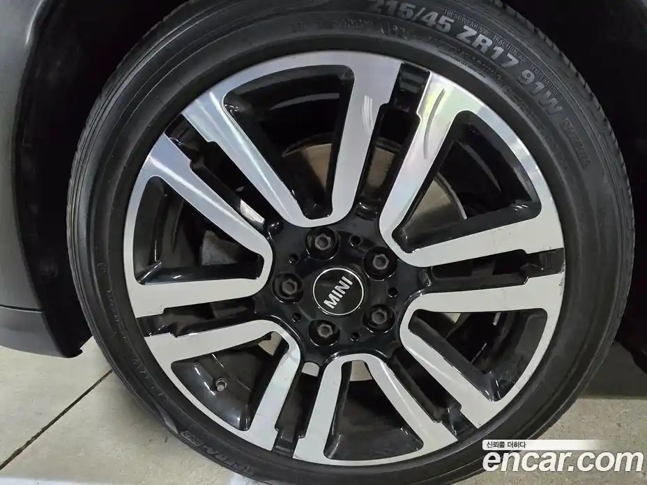 Mini Cooper Convertible 2024 2.0 Автомат в Москве № 354609, фото 5