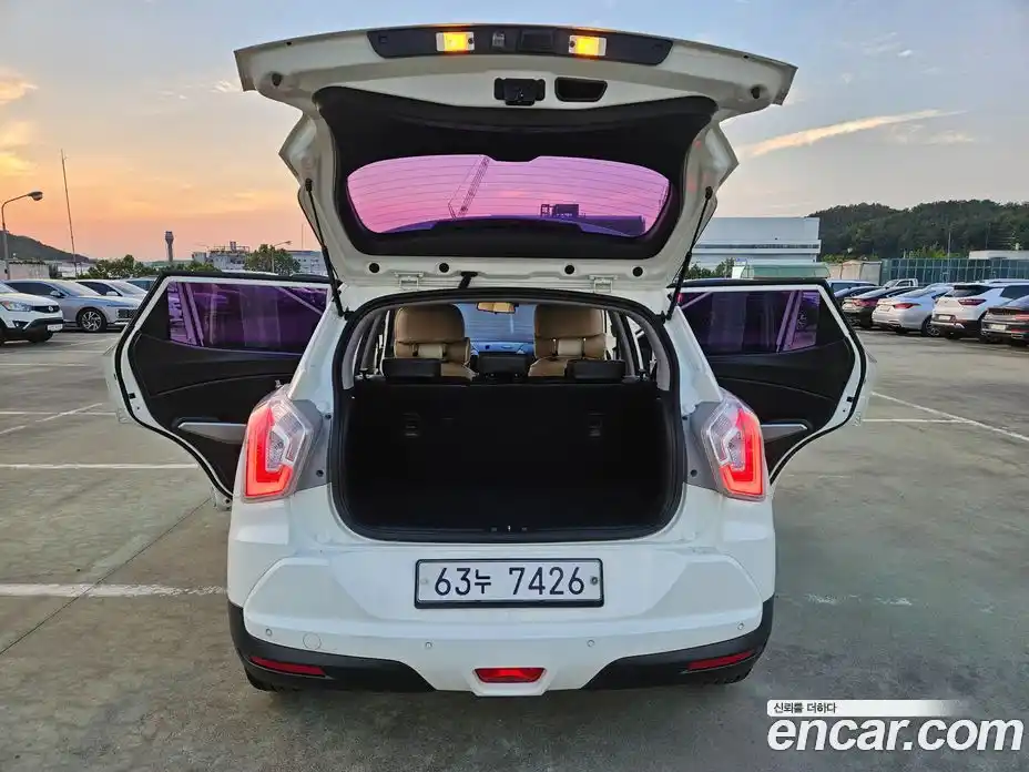 SsangYong TIBOLI 2015 1.6 Автомат в Москве № 36229, фото 18