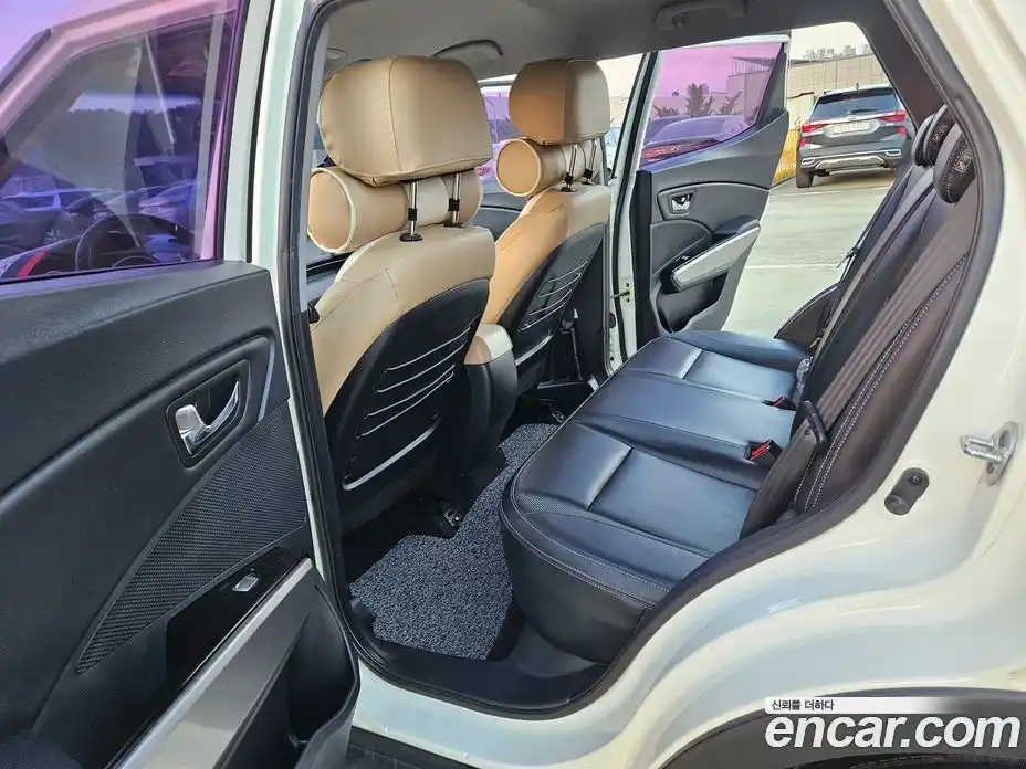 SsangYong TIBOLI 2015 1.6 Автомат в Москве № 36229, фото 8