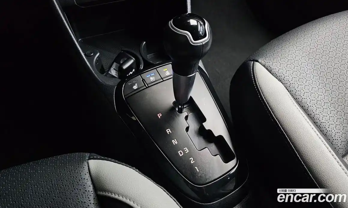 Kia Morning 2022 1.0 Автомат в Москве № 451644, фото 8