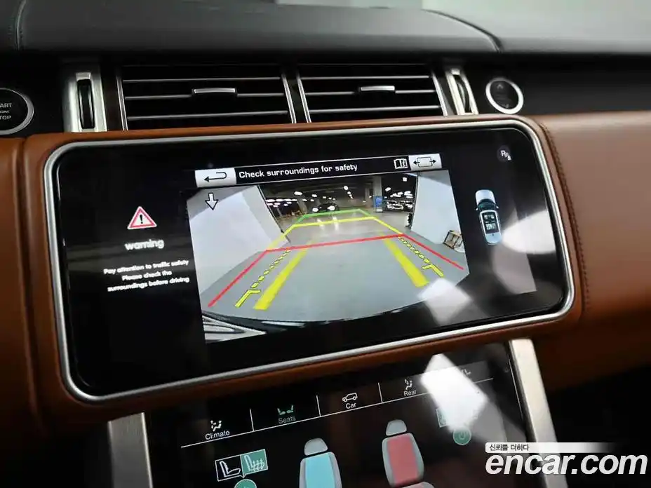 Land Rover Range-Rover 2015 4.4 Автомат в Москве № 471404, фото 15