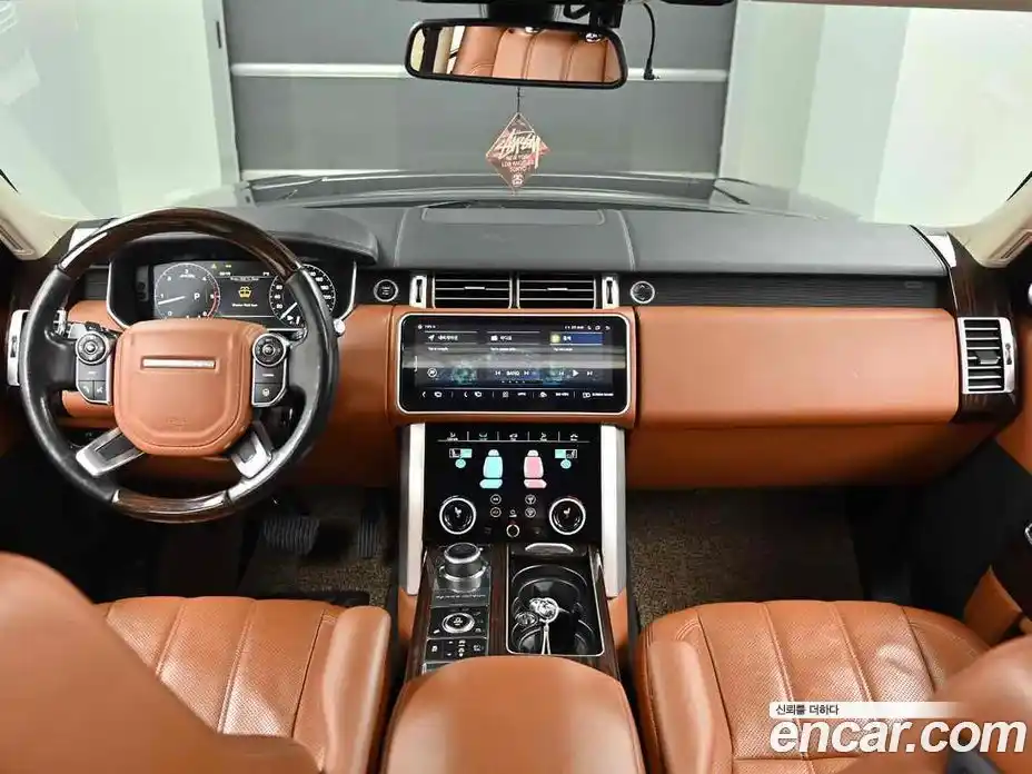 Land Rover Range-Rover 2015 4.4 Автомат в Москве № 471404, фото 7