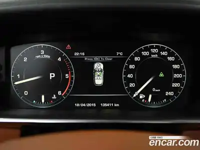 Land Rover Range-Rover 2015 4.4 Автомат в Москве № 471404, миниатюра 8