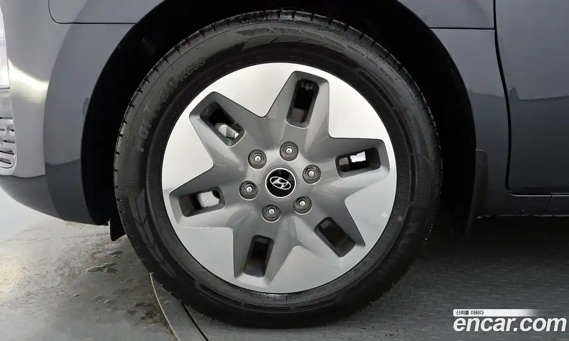 Hyundai Staria 2024 2.2 Автомат в Москве № 582370, фото 5