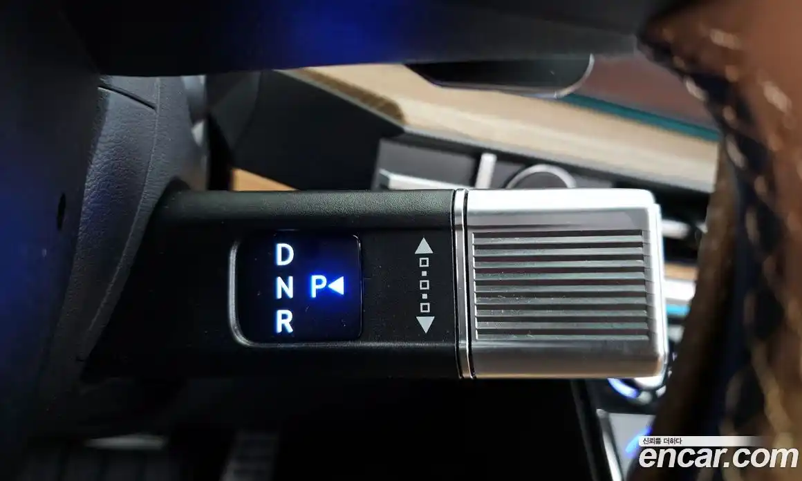 Hyundai Santa Fe 2024 2.5 Автомат в Москве № 582433, фото 9