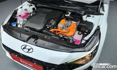 Hyundai Avante 2023 1.6 Автомат в Москве № 582549, миниатюра 6