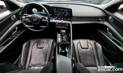 Hyundai Avante 2023 1.6 Автомат в Москве № 582549, миниатюра 7