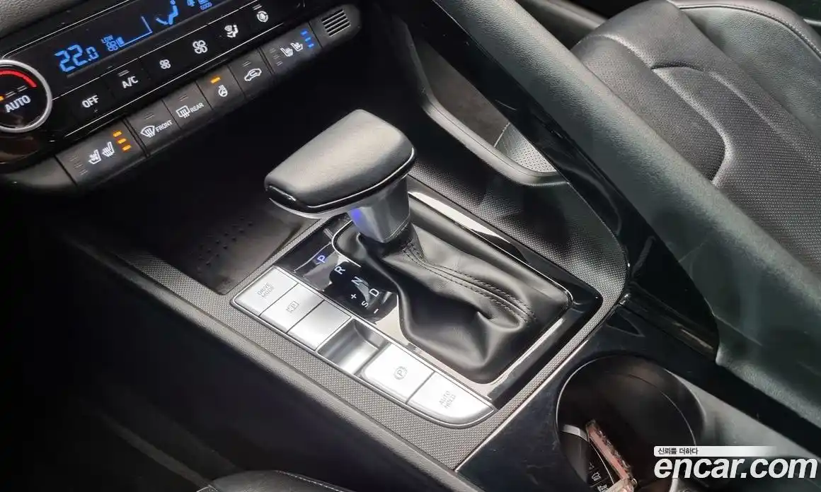 Hyundai Avante 2023 1.6 Автомат в Москве № 582549, фото 9