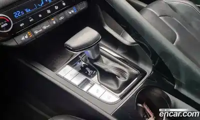 Hyundai Avante 2023 1.6 Автомат в Москве № 582549, миниатюра 9