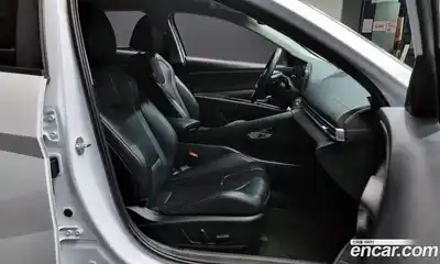 Hyundai Avante 2023 1.6 Автомат в Москве № 582549, миниатюра 10