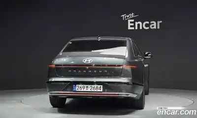 Hyundai Grandeur 2024 2.5 Автомат в Москве № 582669, миниатюра 4