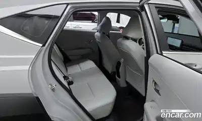 Hyundai Kona 2025 1.6 Автомат в Москве № 582838, миниатюра 12