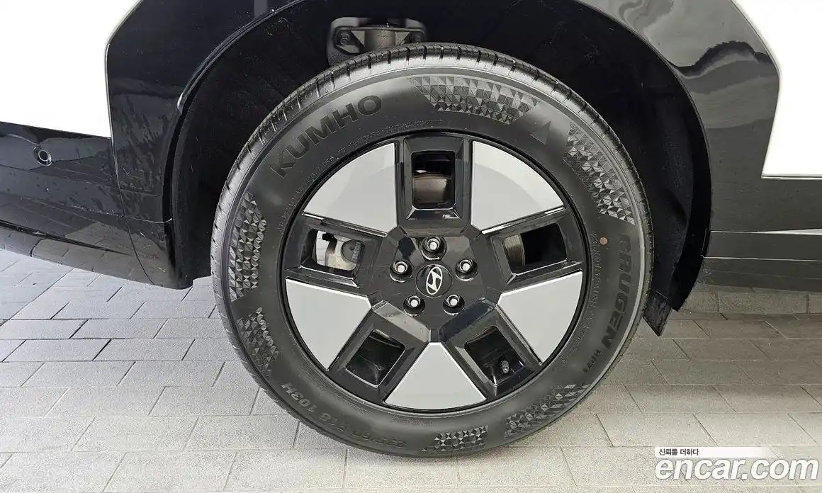 Hyundai Santa Fe 2024 1.6 Автомат в Москве № 582997, фото 5