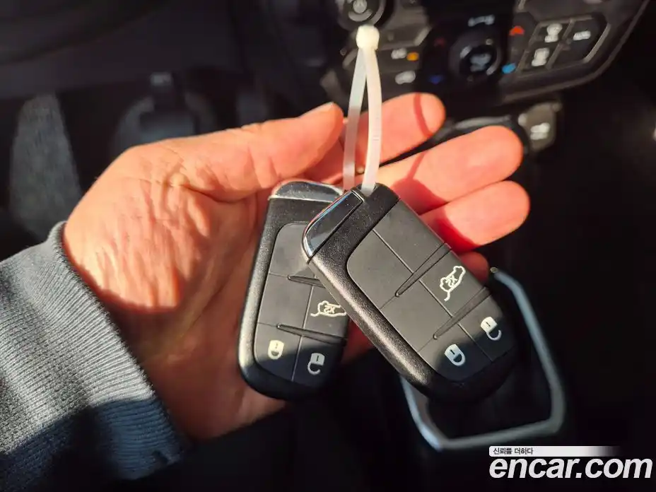 Jeep Renegade 2023 1.3 Автомат в Москве № 583082, фото 18