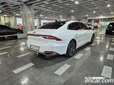 Hyundai Grandeur 2023 2.5 Автомат в Москве № 583089, миниатюра 5