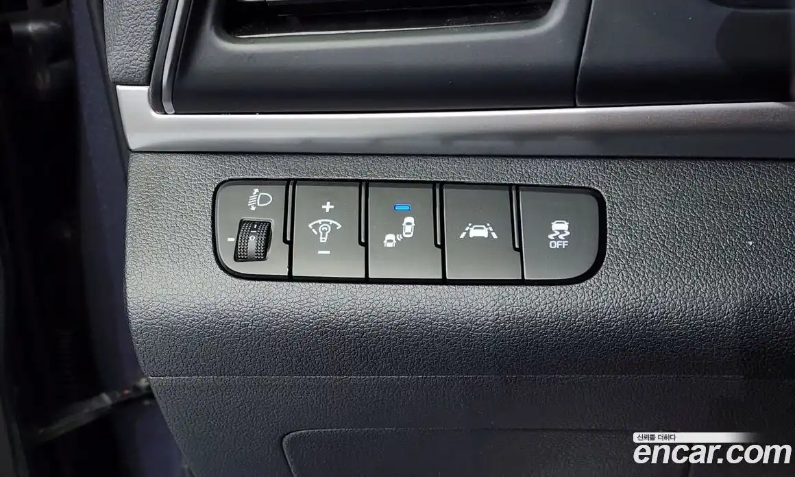 Hyundai Avante 2020 1.6 Автомат в Москве № 583143, фото 15