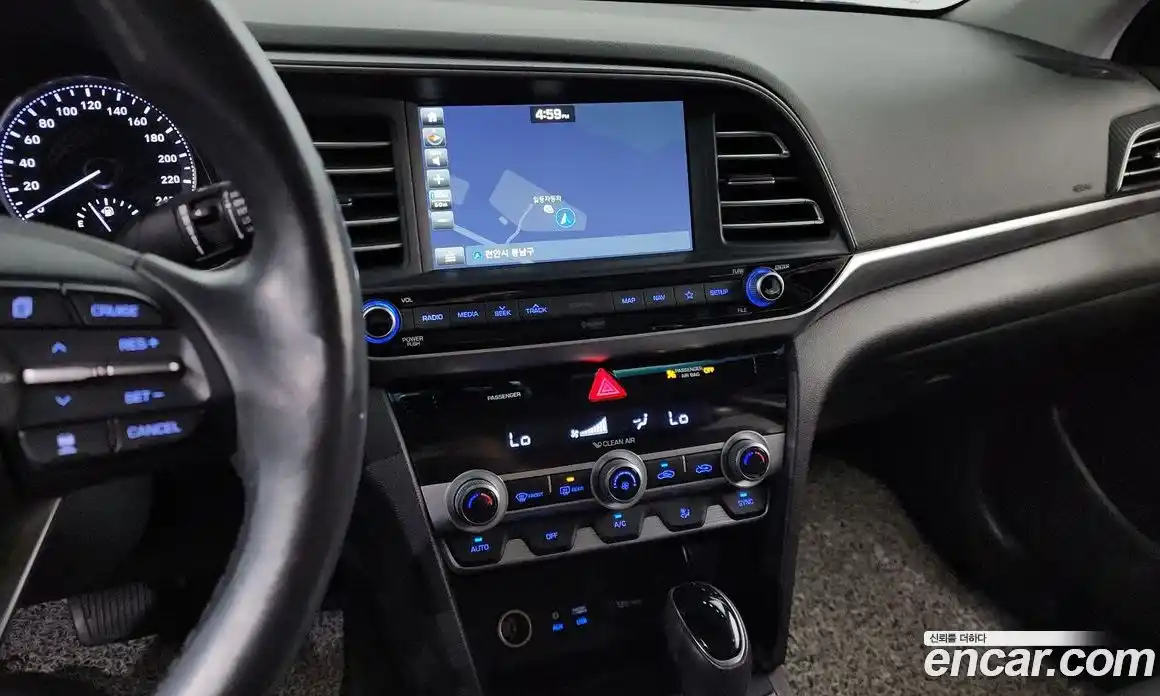 Hyundai Avante 2020 1.6 Автомат в Москве № 583143, фото 18