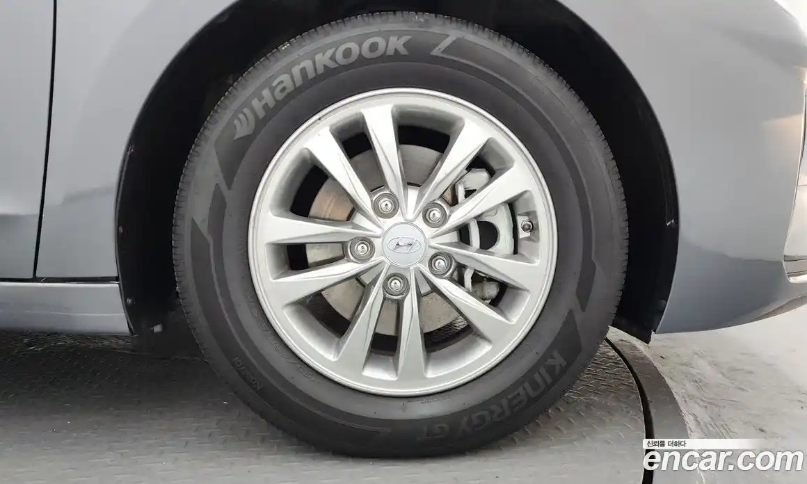 Hyundai Avante 2020 1.6 Автомат в Москве № 583143, фото 5