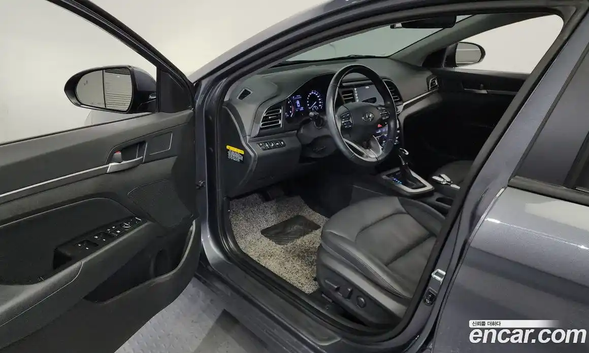 Hyundai Avante 2020 1.6 Автомат в Москве № 583143, фото 10