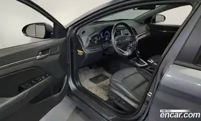 Hyundai Avante 2020 1.6 Автомат в Москве № 583143, миниатюра 10